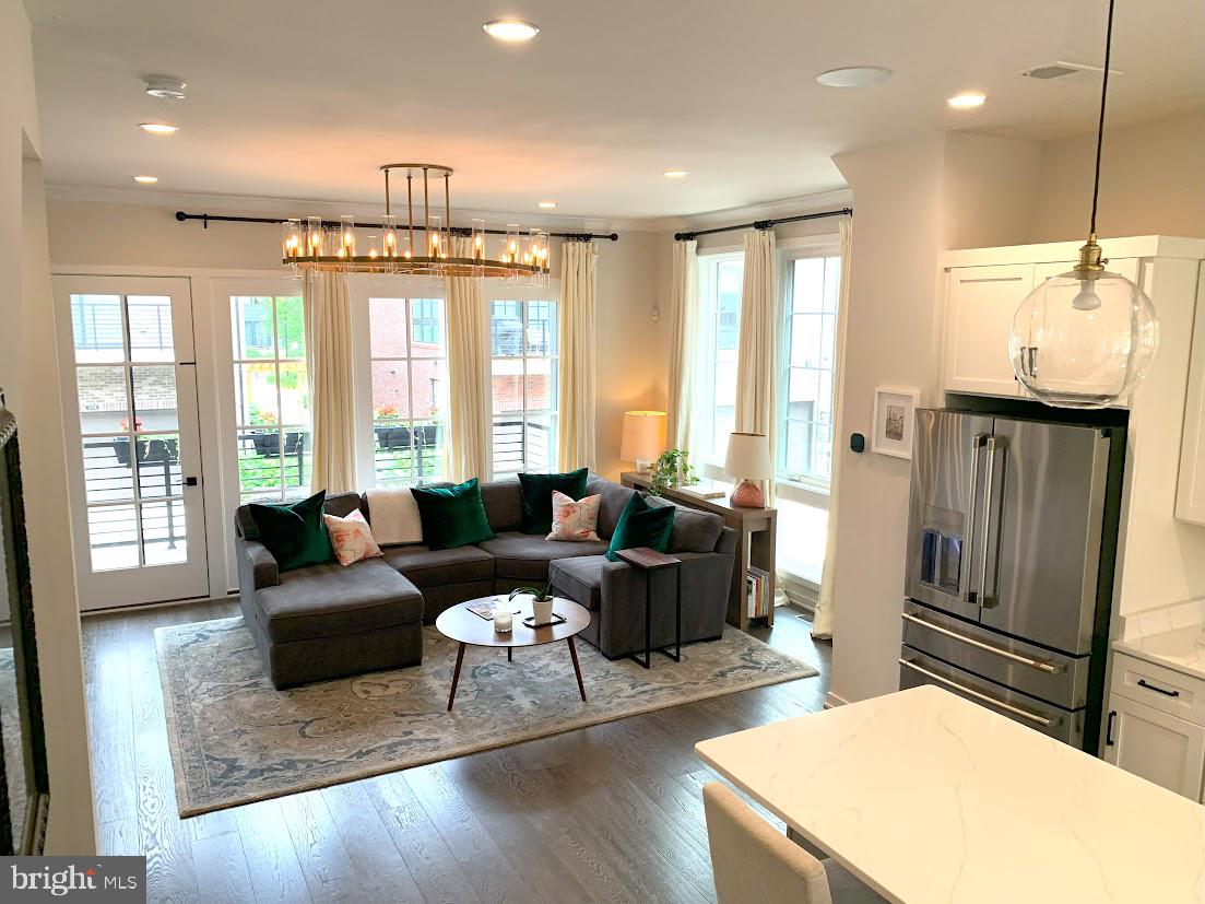 11734 SUNRISE VALLEY DR, RESTON, Virginia 20191, 3 Bedrooms Bedrooms, ,3 BathroomsBathrooms,Residential,For sale,11734 SUNRISE VALLEY DR,VAFX2240584 MLS # VAFX2240584