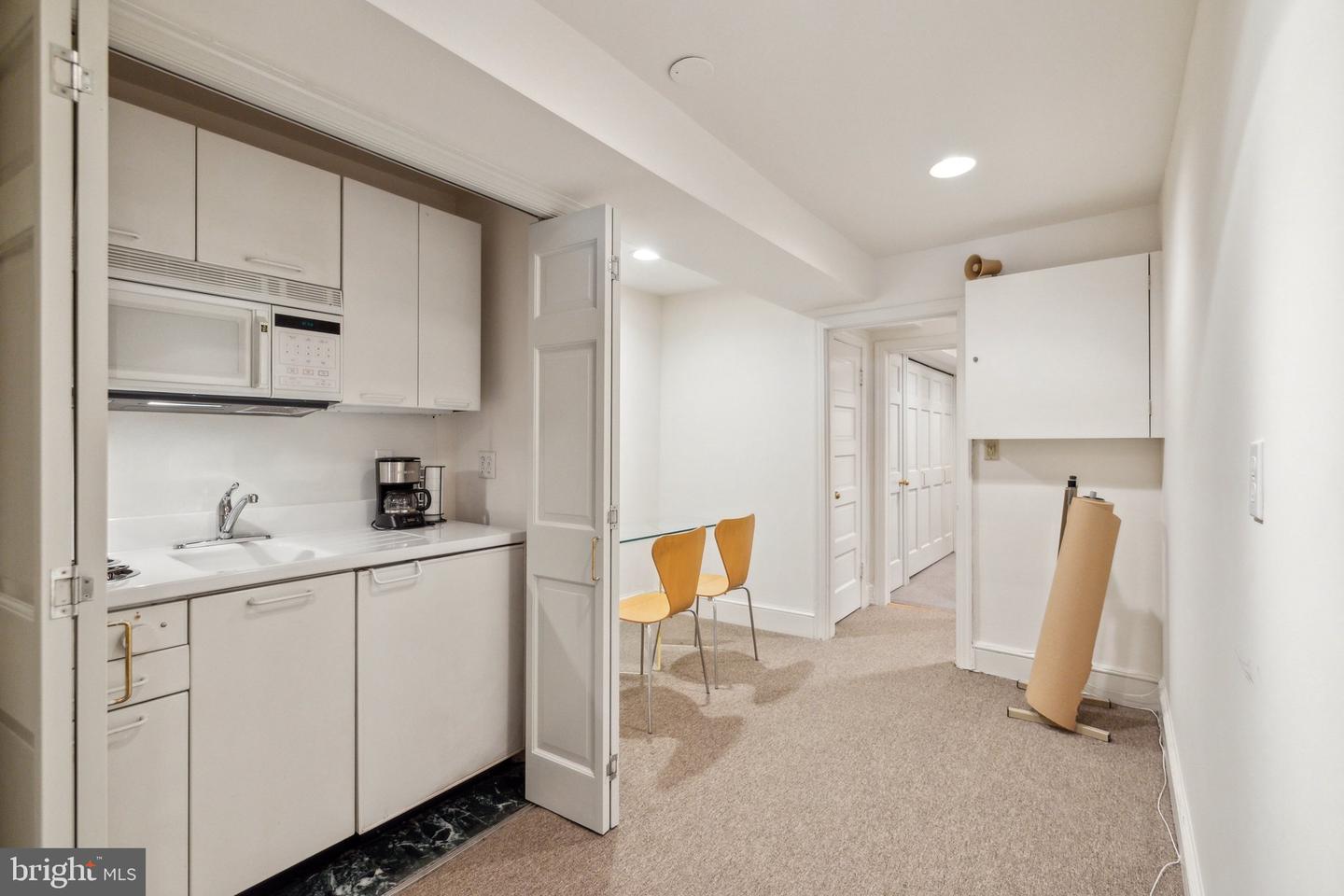 2012 R ST NW, WASHINGTON, District Of Columbia 20009, 6 Bedrooms Bedrooms, ,3 BathroomsBathrooms,Residential,For sale,2012 R ST NW,DCDC2200502 MLS # DCDC2200502