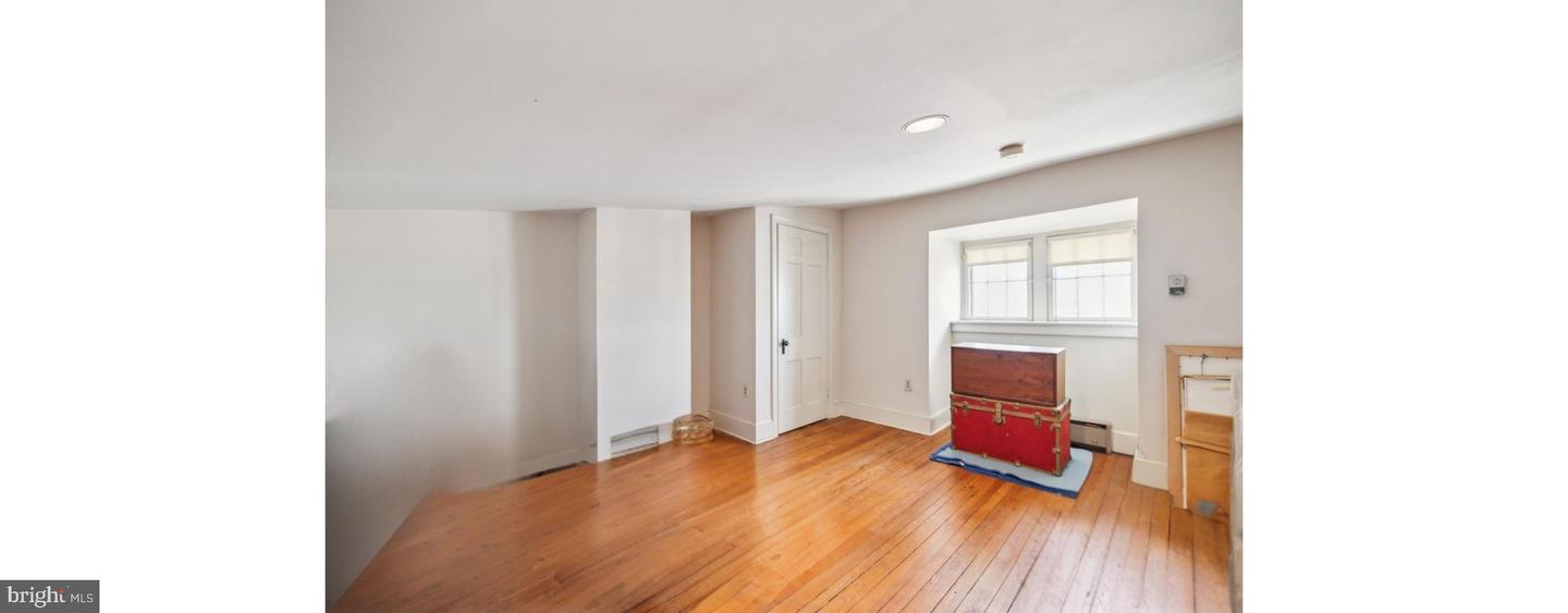 2012 R ST NW, WASHINGTON, District Of Columbia 20009, 6 Bedrooms Bedrooms, ,3 BathroomsBathrooms,Residential,For sale,2012 R ST NW,DCDC2200502 MLS # DCDC2200502