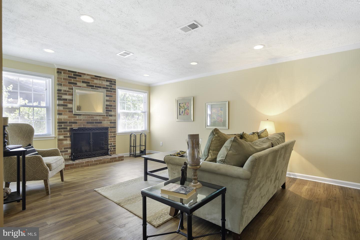 2232 CANDLEWOOD DR, ALEXANDRIA, Virginia 22308, 5 Bedrooms Bedrooms, ,2 BathroomsBathrooms,Residential,For sale,2232 CANDLEWOOD DR,VAFX2240864 MLS # VAFX2240864