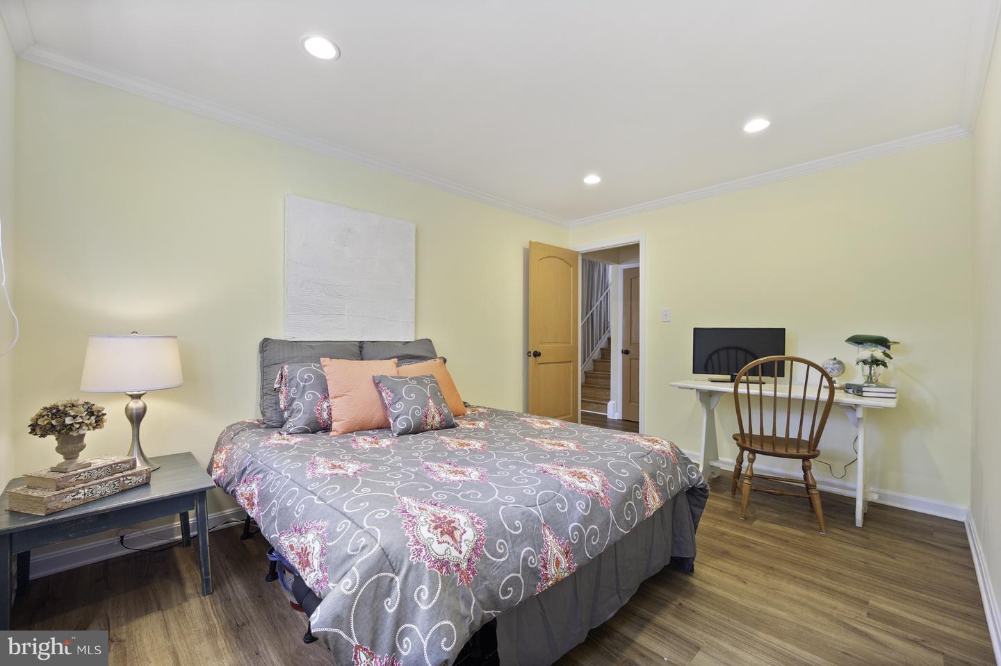 2232 CANDLEWOOD DR, ALEXANDRIA, Virginia 22308, 5 Bedrooms Bedrooms, ,2 BathroomsBathrooms,Residential,For sale,2232 CANDLEWOOD DR,VAFX2240864 MLS # VAFX2240864