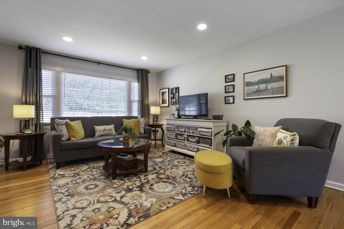 2232 CANDLEWOOD DR, ALEXANDRIA, Virginia 22308, 5 Bedrooms Bedrooms, ,2 BathroomsBathrooms,Residential,For sale,2232 CANDLEWOOD DR,VAFX2240864 MLS # VAFX2240864