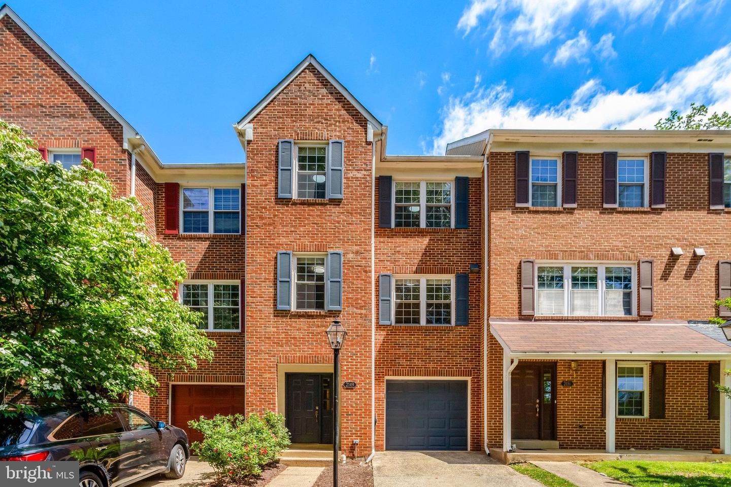 2149 DOMINION WAY, FALLS CHURCH, Virginia 22043, 4 Bedrooms Bedrooms, ,3 BathroomsBathrooms,Residential,For sale,2149 DOMINION WAY,VAFX2240886 MLS # VAFX2240886