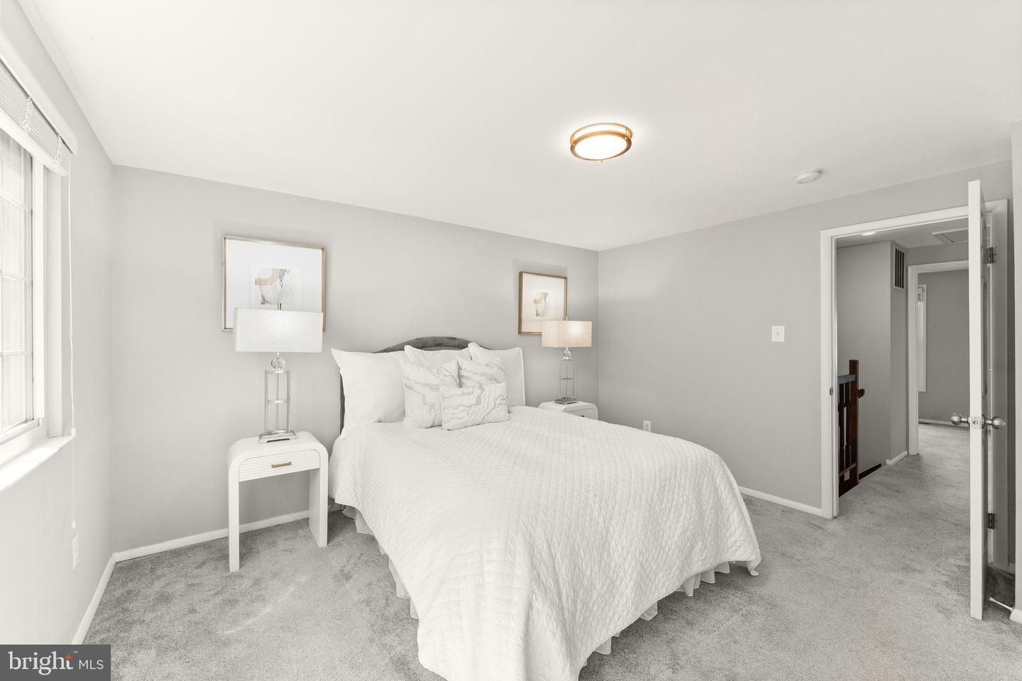 5527 INVERNESS WOODS CT, FAIRFAX, Virginia 22032, 3 Bedrooms Bedrooms, ,3 BathroomsBathrooms,Residential,For sale,5527 INVERNESS WOODS CT,VAFX2241084 MLS # VAFX2241084