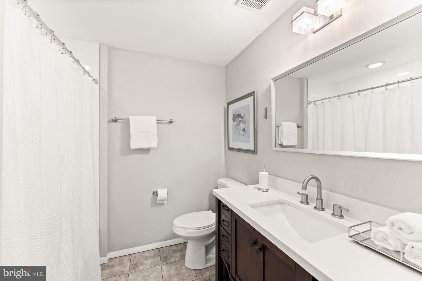 5527 INVERNESS WOODS CT, FAIRFAX, Virginia 22032, 3 Bedrooms Bedrooms, ,3 BathroomsBathrooms,Residential,For sale,5527 INVERNESS WOODS CT,VAFX2241084 MLS # VAFX2241084