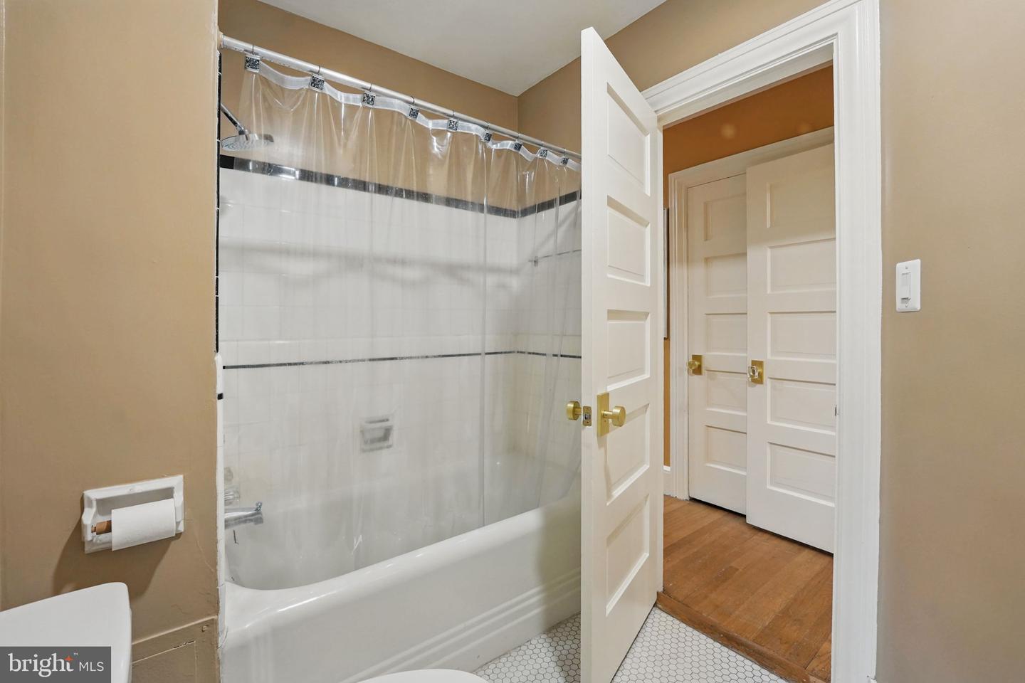 4301 FOREST LN NW, WASHINGTON, District Of Columbia 20007, 6 Bedrooms Bedrooms, ,5 BathroomsBathrooms,Residential,For sale,4301 FOREST LN NW,DCDC2200856 MLS # DCDC2200856