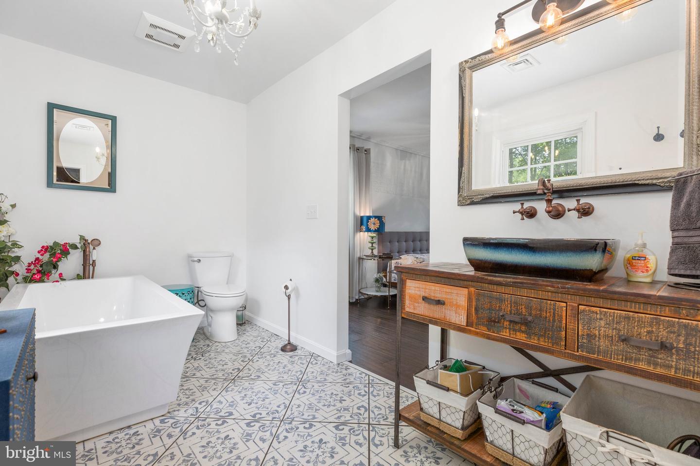 14020 US FORD RD, FREDERICKSBURG, Virginia 22407, 5 Bedrooms Bedrooms, ,3 BathroomsBathrooms,Residential,For sale,14020 US FORD RD,VASP2033198 MLS # VASP2033198