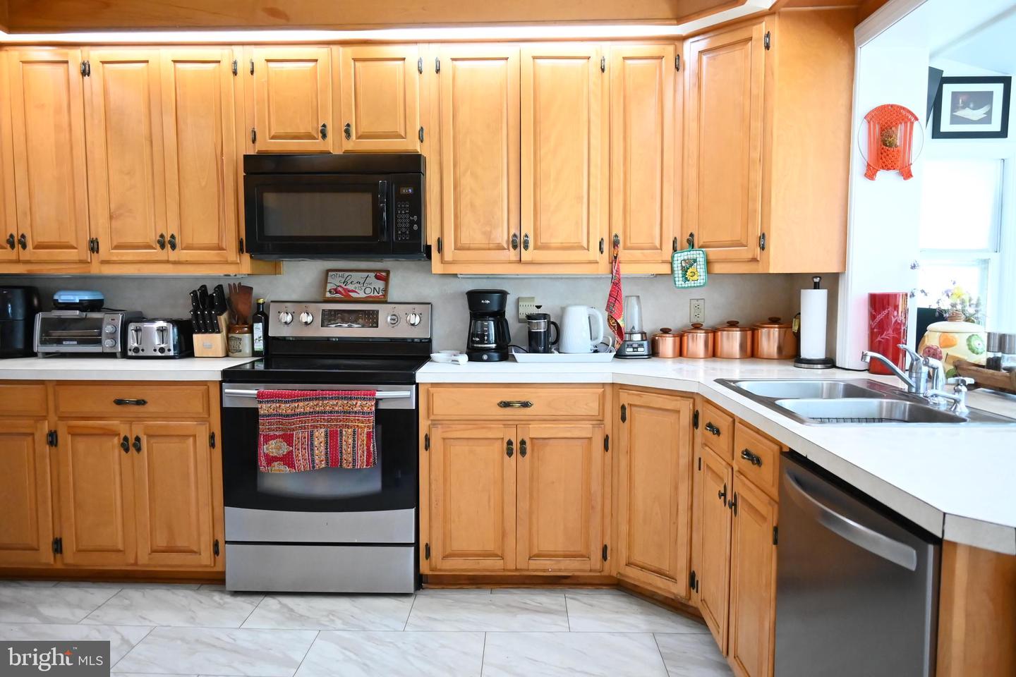 9706 FAIRWAY DR, NEW MARKET, Virginia 22844, 5 Bedrooms Bedrooms, ,2 BathroomsBathrooms,Residential,For sale,9706 FAIRWAY DR,VASH2011480 MLS # VASH2011480