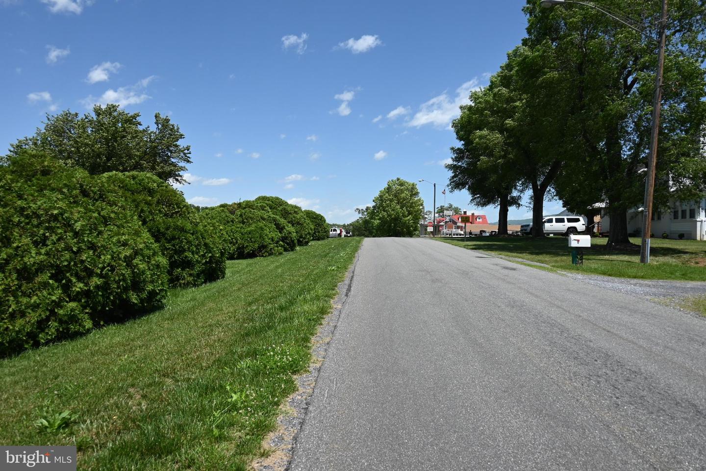 9706 FAIRWAY DR, NEW MARKET, Virginia 22844, 5 Bedrooms Bedrooms, ,2 BathroomsBathrooms,Residential,For sale,9706 FAIRWAY DR,VASH2011480 MLS # VASH2011480