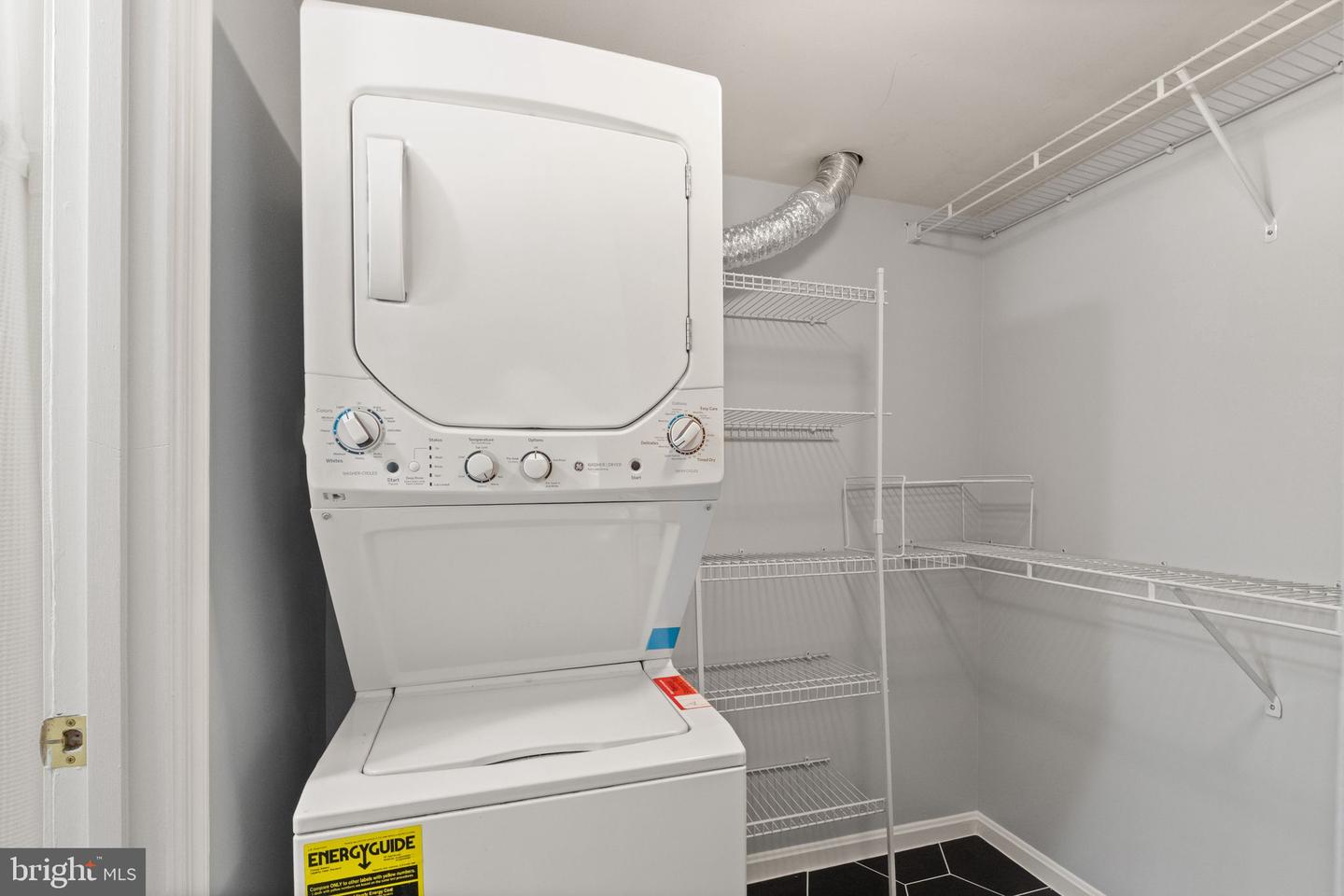 122 N BEDFORD ST #A, ARLINGTON, Virginia 22201, 1 Bedroom Bedrooms, ,1 BathroomBathrooms,Residential,For sale,122 N BEDFORD ST #A,VAAR2057660 MLS # VAAR2057660