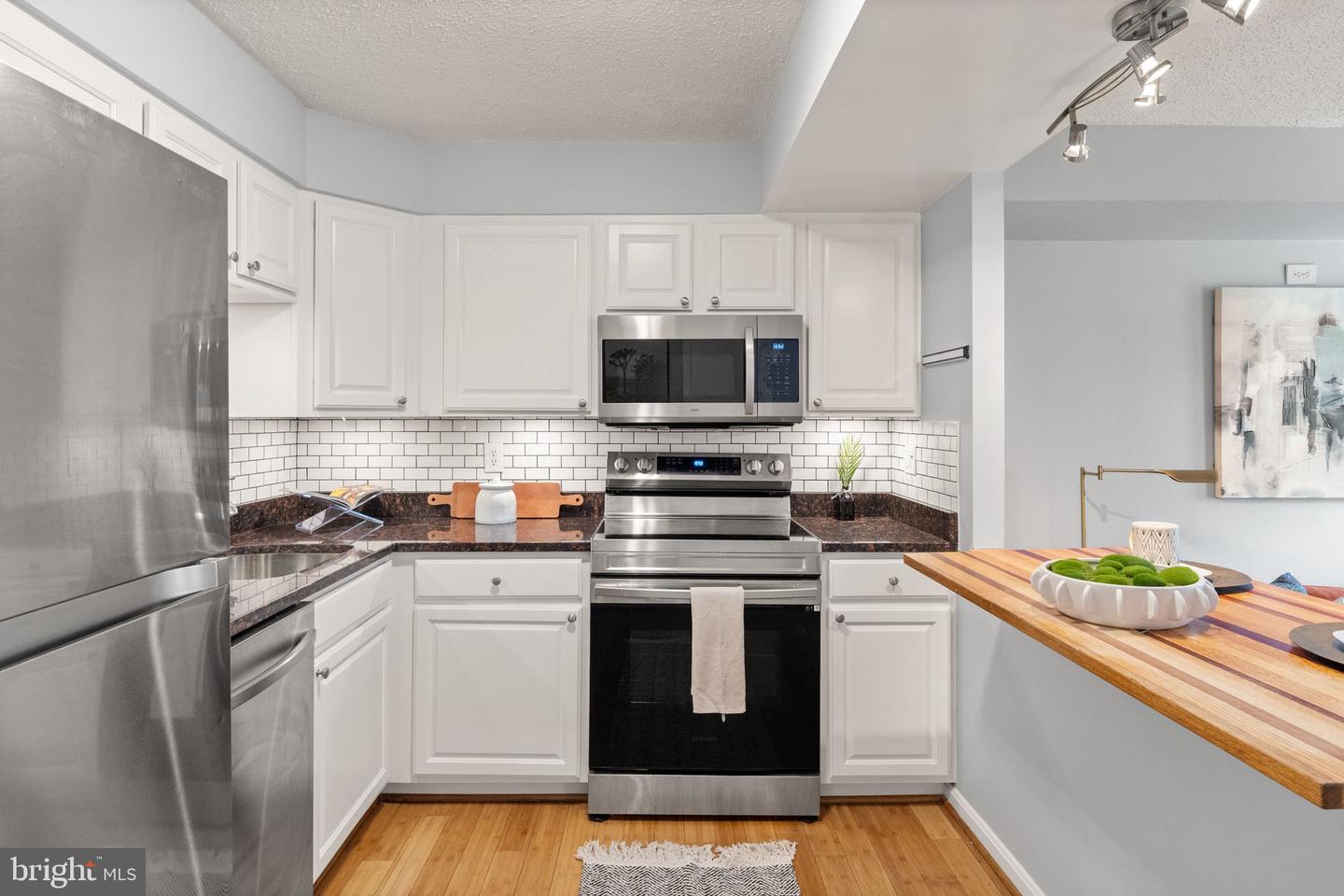 122 N BEDFORD ST #A, ARLINGTON, Virginia 22201, 1 Bedroom Bedrooms, ,1 BathroomBathrooms,Residential,For sale,122 N BEDFORD ST #A,VAAR2057660 MLS # VAAR2057660