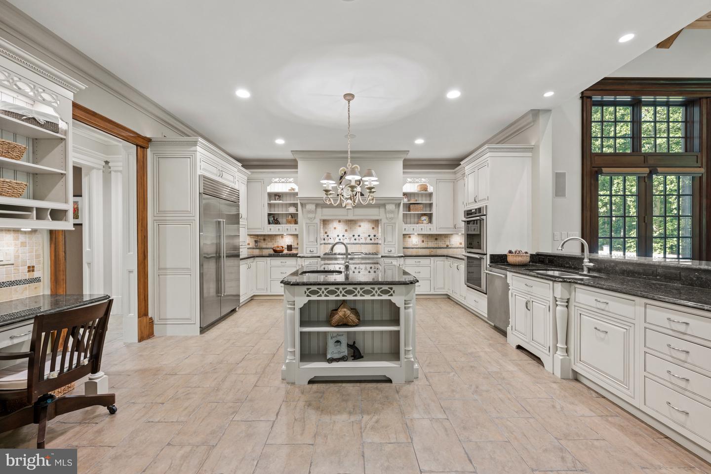 601 UTTERBACK STORE RD, GREAT FALLS, Virginia 22066, 5 Bedrooms Bedrooms, ,5 BathroomsBathrooms,Residential,For sale,601 UTTERBACK STORE RD,VAFX2241716 MLS # VAFX2241716