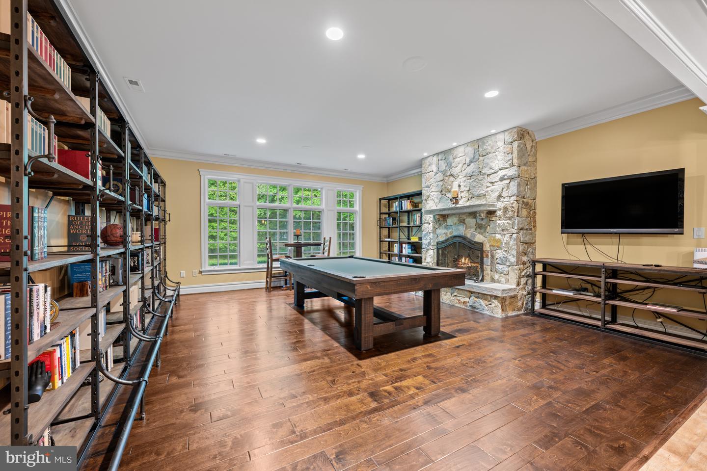 601 UTTERBACK STORE RD, GREAT FALLS, Virginia 22066, 5 Bedrooms Bedrooms, ,5 BathroomsBathrooms,Residential,For sale,601 UTTERBACK STORE RD,VAFX2241716 MLS # VAFX2241716