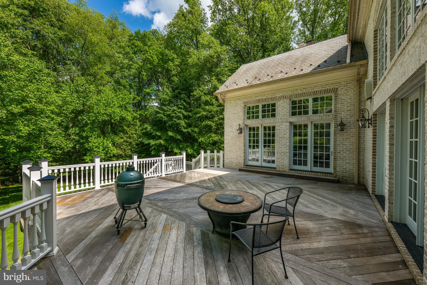 601 UTTERBACK STORE RD, GREAT FALLS, Virginia 22066, 5 Bedrooms Bedrooms, ,5 BathroomsBathrooms,Residential,For sale,601 UTTERBACK STORE RD,VAFX2241716 MLS # VAFX2241716