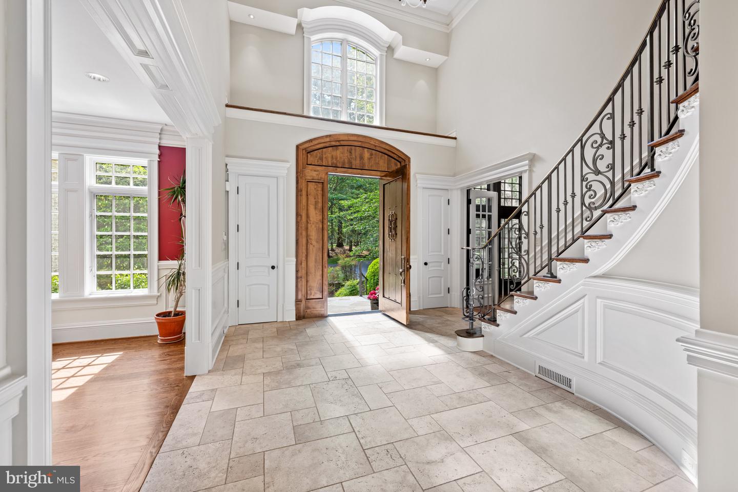 601 UTTERBACK STORE RD, GREAT FALLS, Virginia 22066, 5 Bedrooms Bedrooms, ,5 BathroomsBathrooms,Residential,For sale,601 UTTERBACK STORE RD,VAFX2241716 MLS # VAFX2241716