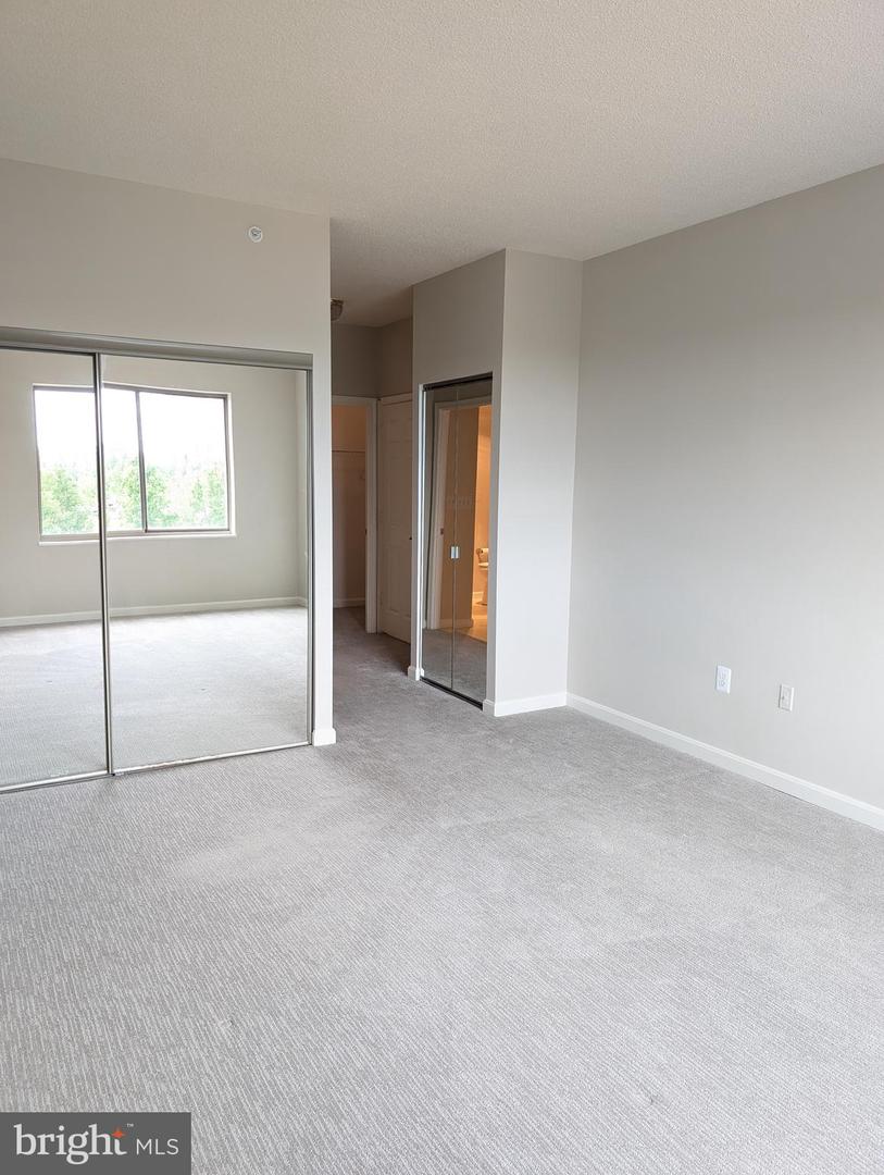 19375 CYPRESS RIDGE TER #212, LEESBURG, Virginia 20176, 3 Bedrooms Bedrooms, 8 Rooms Rooms,2 BathroomsBathrooms,Residential,For sale,19375 CYPRESS RIDGE TER #212,VALO2097230 MLS # VALO2097230