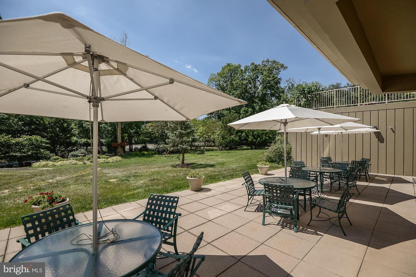 19375 CYPRESS RIDGE TER #212, LEESBURG, Virginia 20176, 3 Bedrooms Bedrooms, 8 Rooms Rooms,2 BathroomsBathrooms,Residential,For sale,19375 CYPRESS RIDGE TER #212,VALO2097230 MLS # VALO2097230