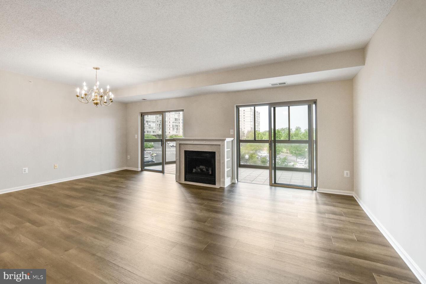 19375 CYPRESS RIDGE TER #212, LEESBURG, Virginia 20176, 3 Bedrooms Bedrooms, 8 Rooms Rooms,2 BathroomsBathrooms,Residential,For sale,19375 CYPRESS RIDGE TER #212,VALO2097230 MLS # VALO2097230