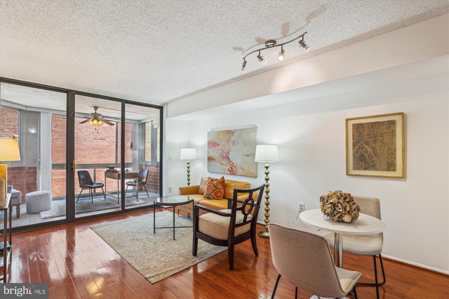 1001 N VERMONT ST #812, ARLINGTON, Virginia 22201, 1 Bedroom Bedrooms, ,1 BathroomBathrooms,Residential,For sale,1001 N VERMONT ST #812,VAAR2057842 MLS # VAAR2057842