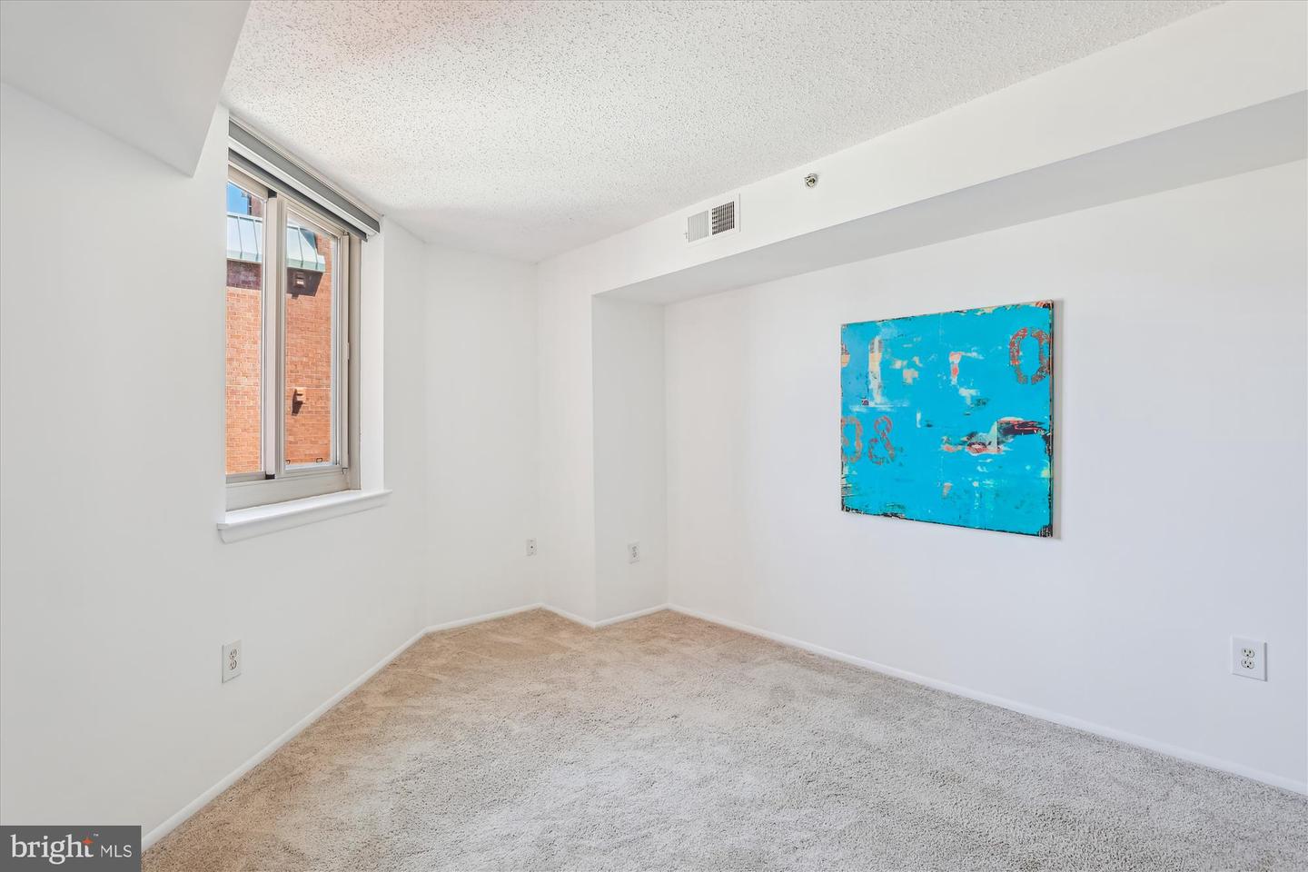 1001 N VERMONT ST #812, ARLINGTON, Virginia 22201, 1 Bedroom Bedrooms, ,1 BathroomBathrooms,Residential,For sale,1001 N VERMONT ST #812,VAAR2057842 MLS # VAAR2057842