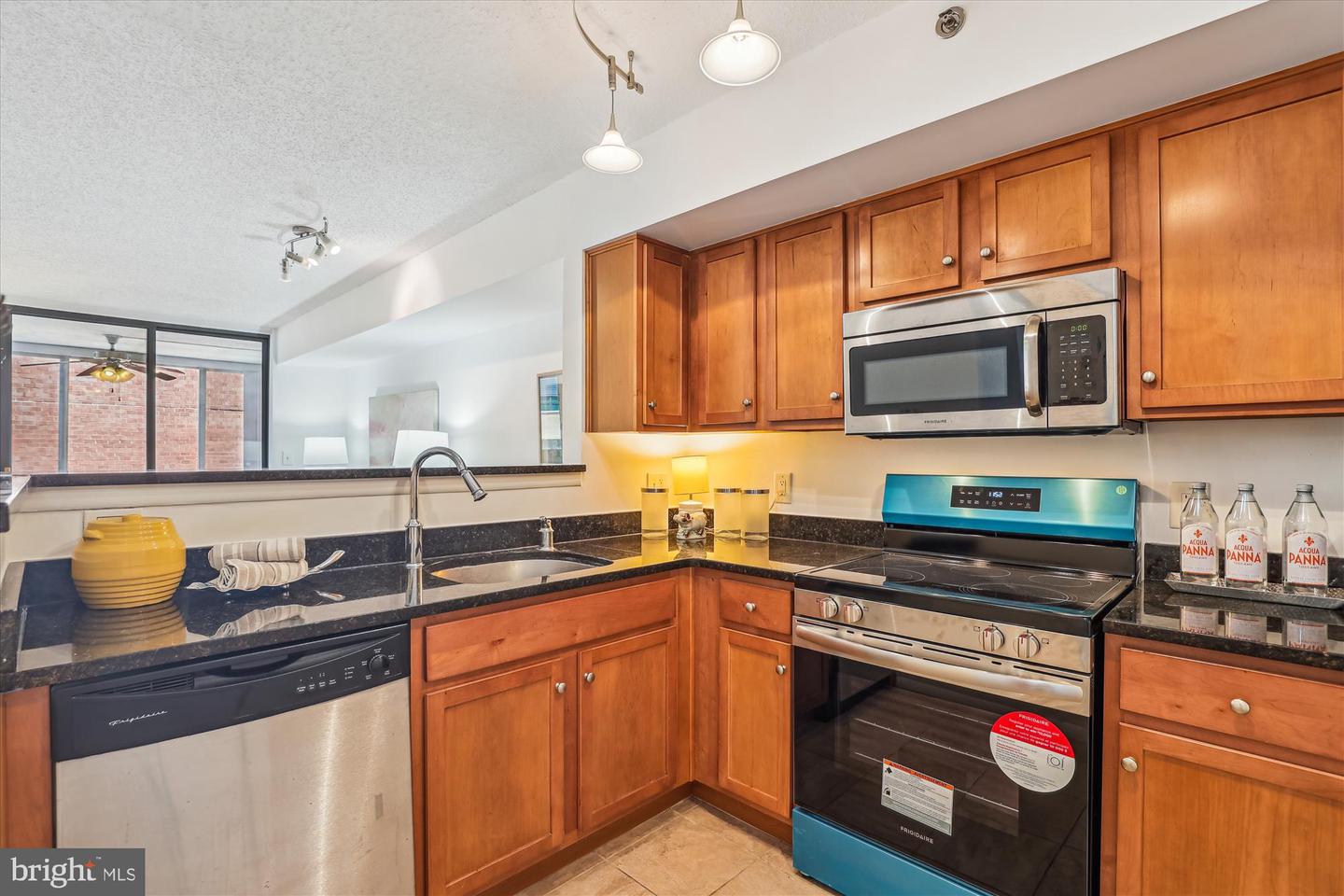 1001 N VERMONT ST #812, ARLINGTON, Virginia 22201, 1 Bedroom Bedrooms, ,1 BathroomBathrooms,Residential,For sale,1001 N VERMONT ST #812,VAAR2057842 MLS # VAAR2057842