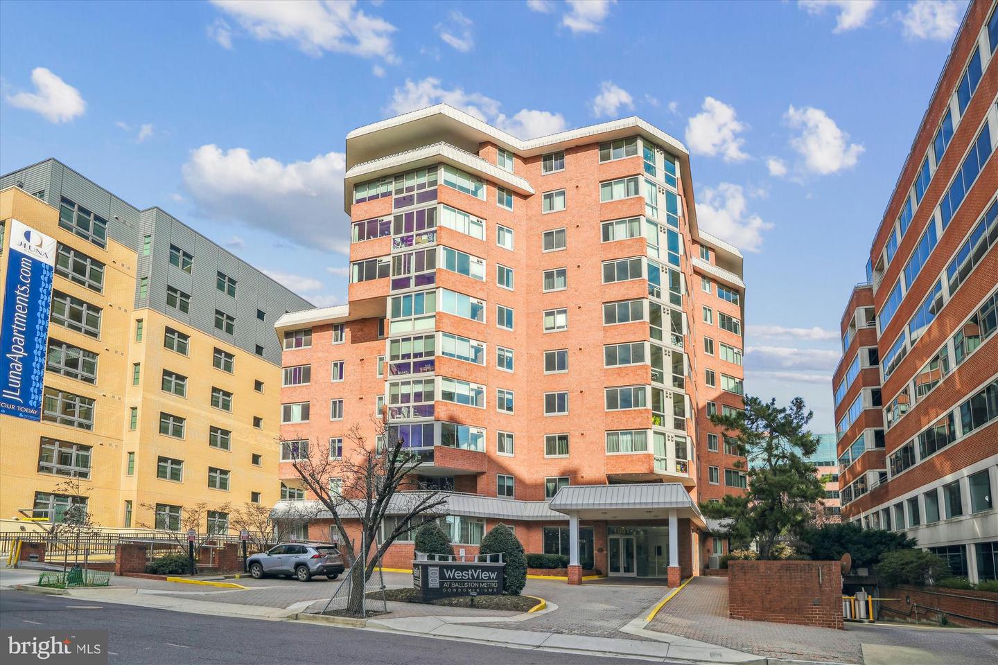 1001 N VERMONT ST #812, ARLINGTON, Virginia 22201, 1 Bedroom Bedrooms, ,1 BathroomBathrooms,Residential,For sale,1001 N VERMONT ST #812,VAAR2057842 MLS # VAAR2057842