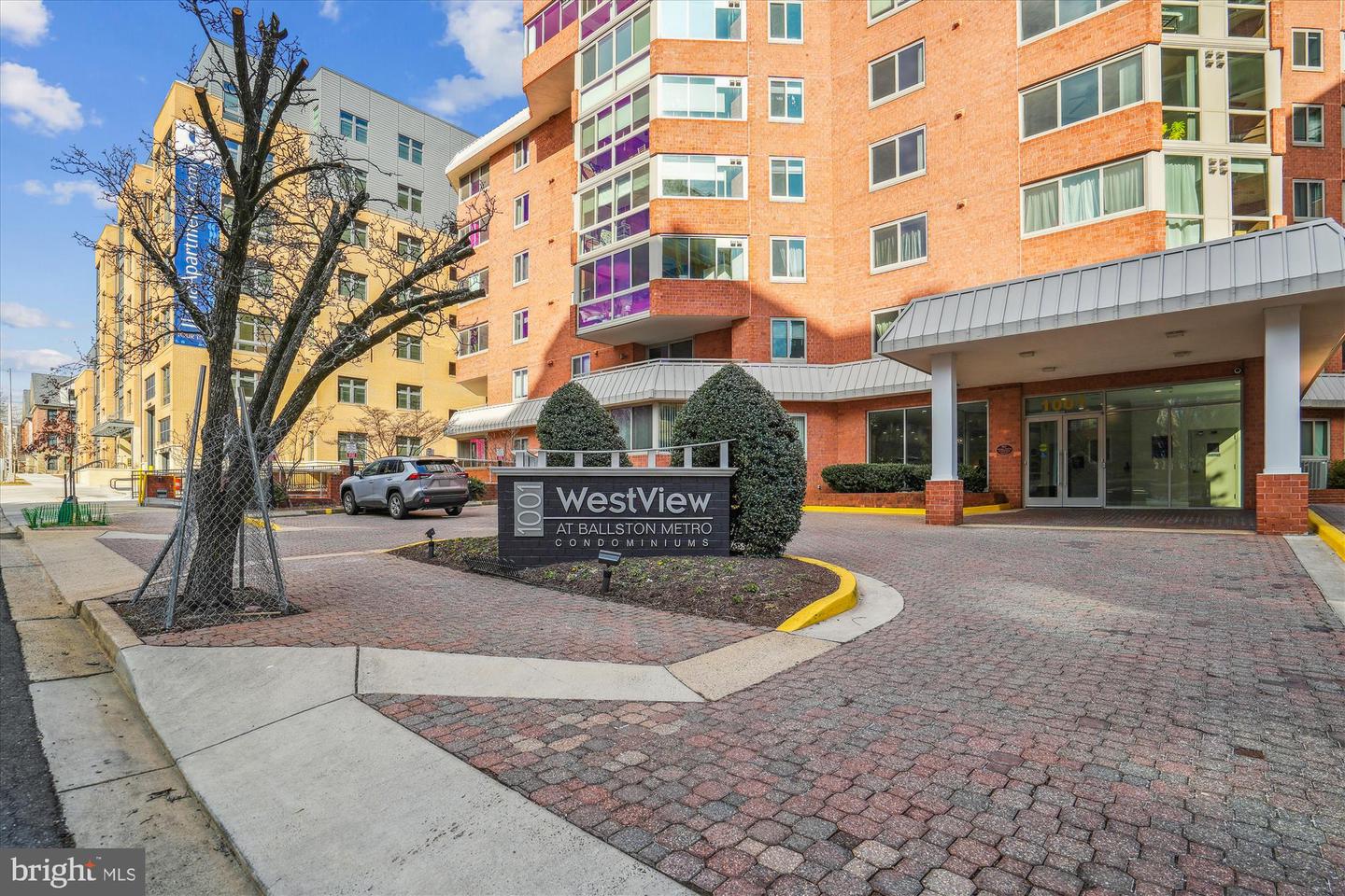 1001 N VERMONT ST #812, ARLINGTON, Virginia 22201, 1 Bedroom Bedrooms, ,1 BathroomBathrooms,Residential,For sale,1001 N VERMONT ST #812,VAAR2057842 MLS # VAAR2057842