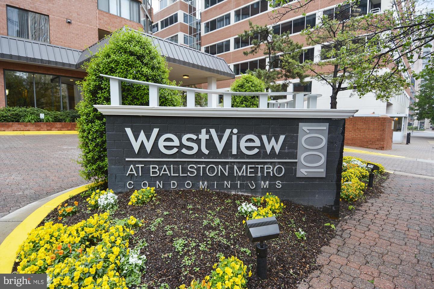 1001 N VERMONT ST #812, ARLINGTON, Virginia 22201, 1 Bedroom Bedrooms, ,1 BathroomBathrooms,Residential,For sale,1001 N VERMONT ST #812,VAAR2057842 MLS # VAAR2057842