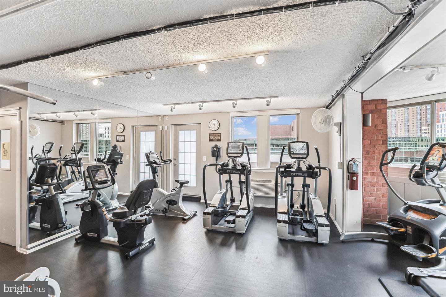 1001 N VERMONT ST #812, ARLINGTON, Virginia 22201, 1 Bedroom Bedrooms, ,1 BathroomBathrooms,Residential,For sale,1001 N VERMONT ST #812,VAAR2057842 MLS # VAAR2057842