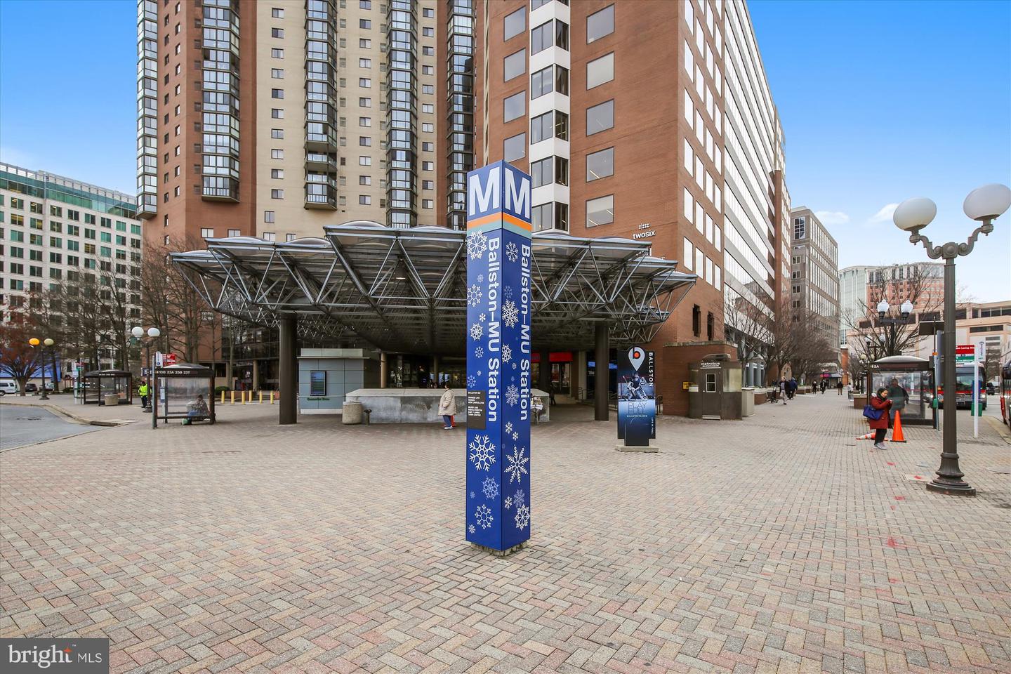1001 N VERMONT ST #812, ARLINGTON, Virginia 22201, 1 Bedroom Bedrooms, ,1 BathroomBathrooms,Residential,For sale,1001 N VERMONT ST #812,VAAR2057842 MLS # VAAR2057842