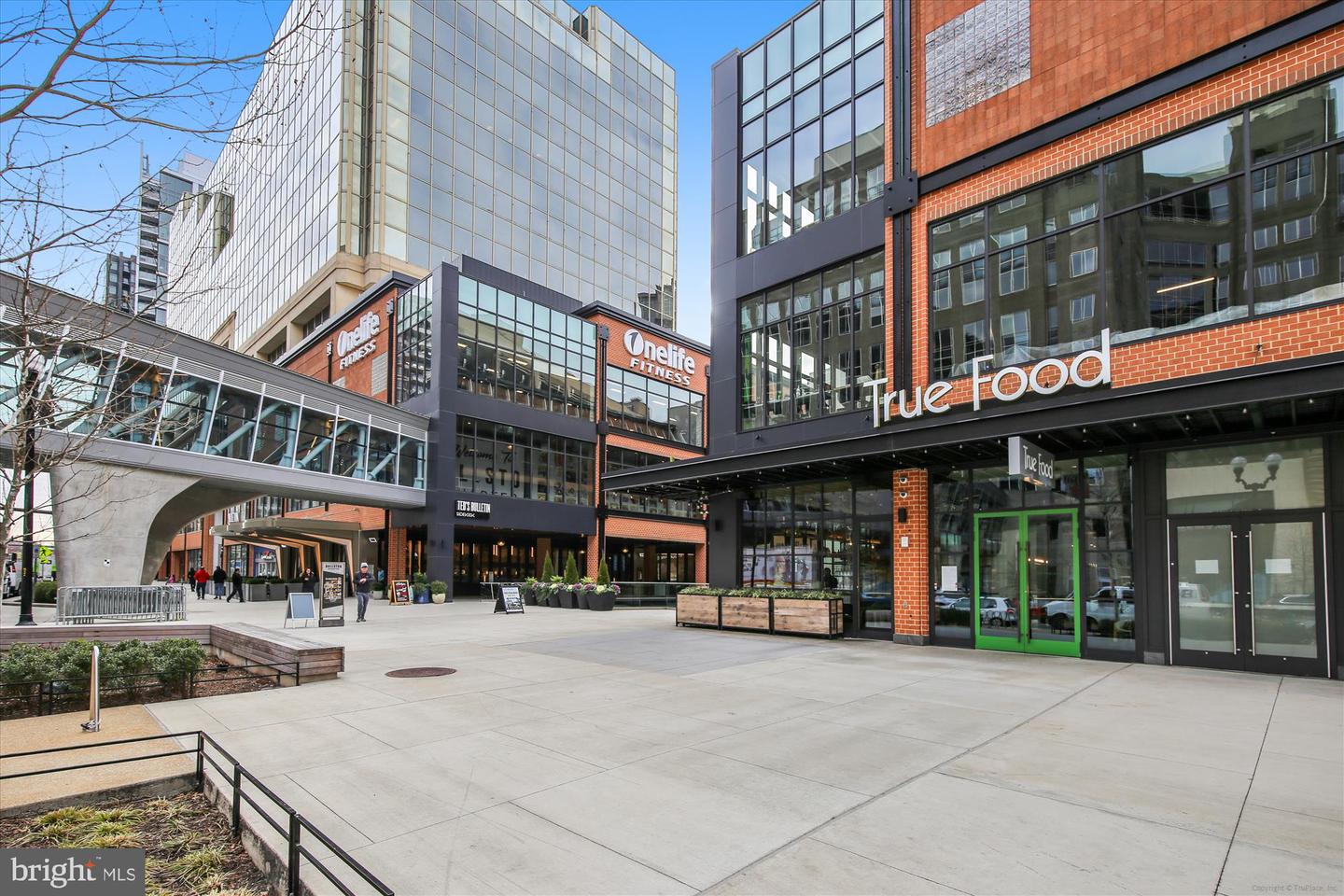 1001 N VERMONT ST #812, ARLINGTON, Virginia 22201, 1 Bedroom Bedrooms, ,1 BathroomBathrooms,Residential,For sale,1001 N VERMONT ST #812,VAAR2057842 MLS # VAAR2057842