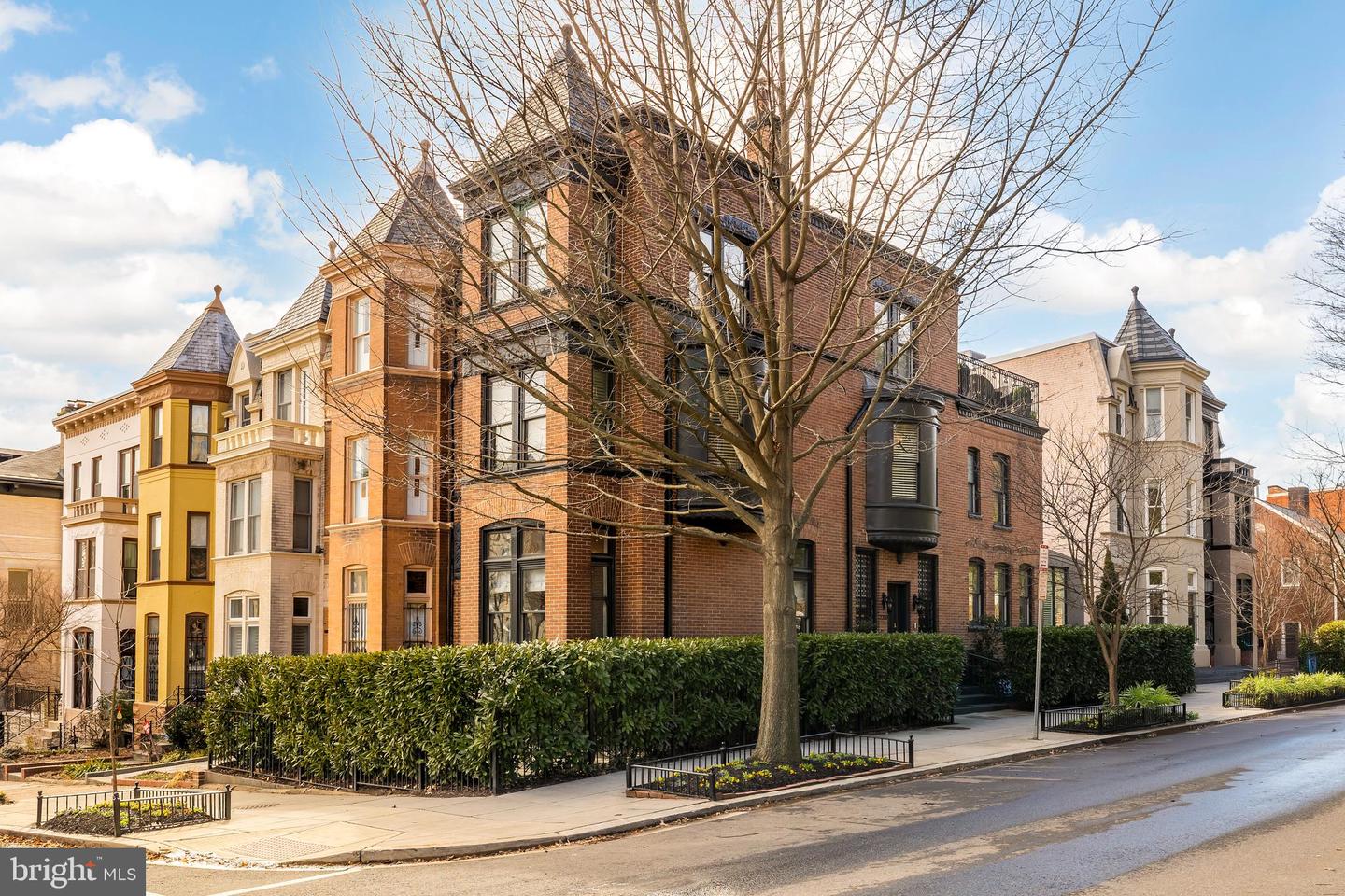 2200 DECATUR PL NW, WASHINGTON, District Of Columbia 20008, 5 Bedrooms Bedrooms, ,4 BathroomsBathrooms,Residential,For sale,2200 DECATUR PL NW,DCDC2201524 MLS # DCDC2201524