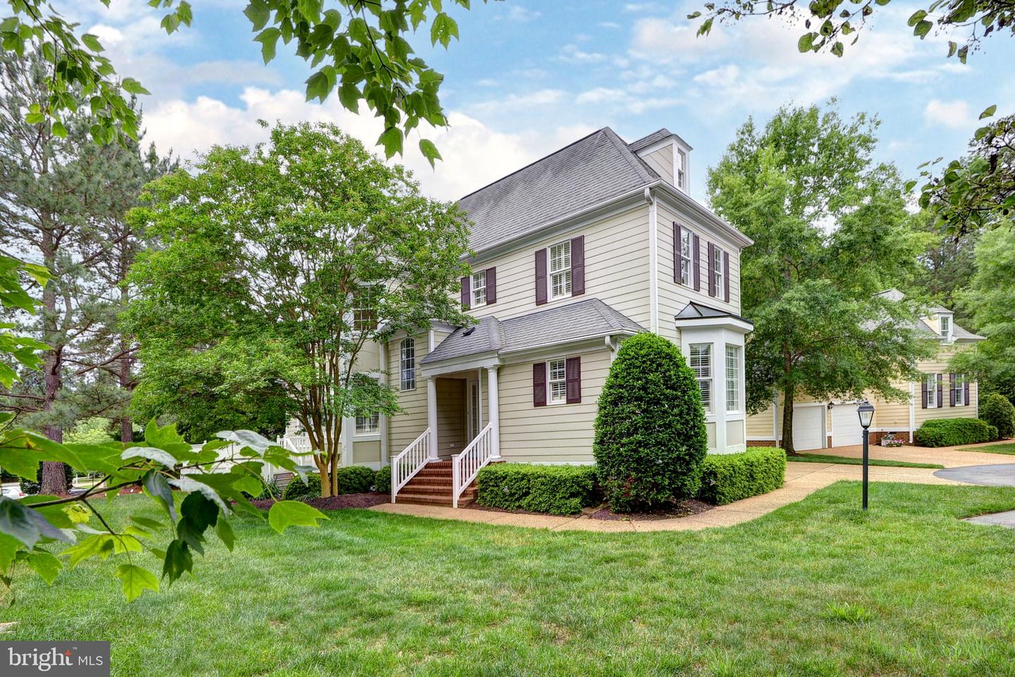 3609 BRADINTON, WILLIAMSBURG, Virginia 23188, 4 Bedrooms Bedrooms, 8 Rooms Rooms,3 BathroomsBathrooms,Residential,For sale,3609 BRADINTON,VAJC2000454 MLS # VAJC2000454
