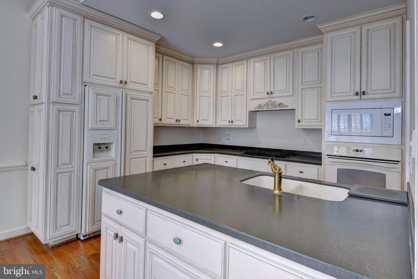 3609 BRADINTON, WILLIAMSBURG, Virginia 23188, 4 Bedrooms Bedrooms, 8 Rooms Rooms,3 BathroomsBathrooms,Residential,For sale,3609 BRADINTON,VAJC2000454 MLS # VAJC2000454