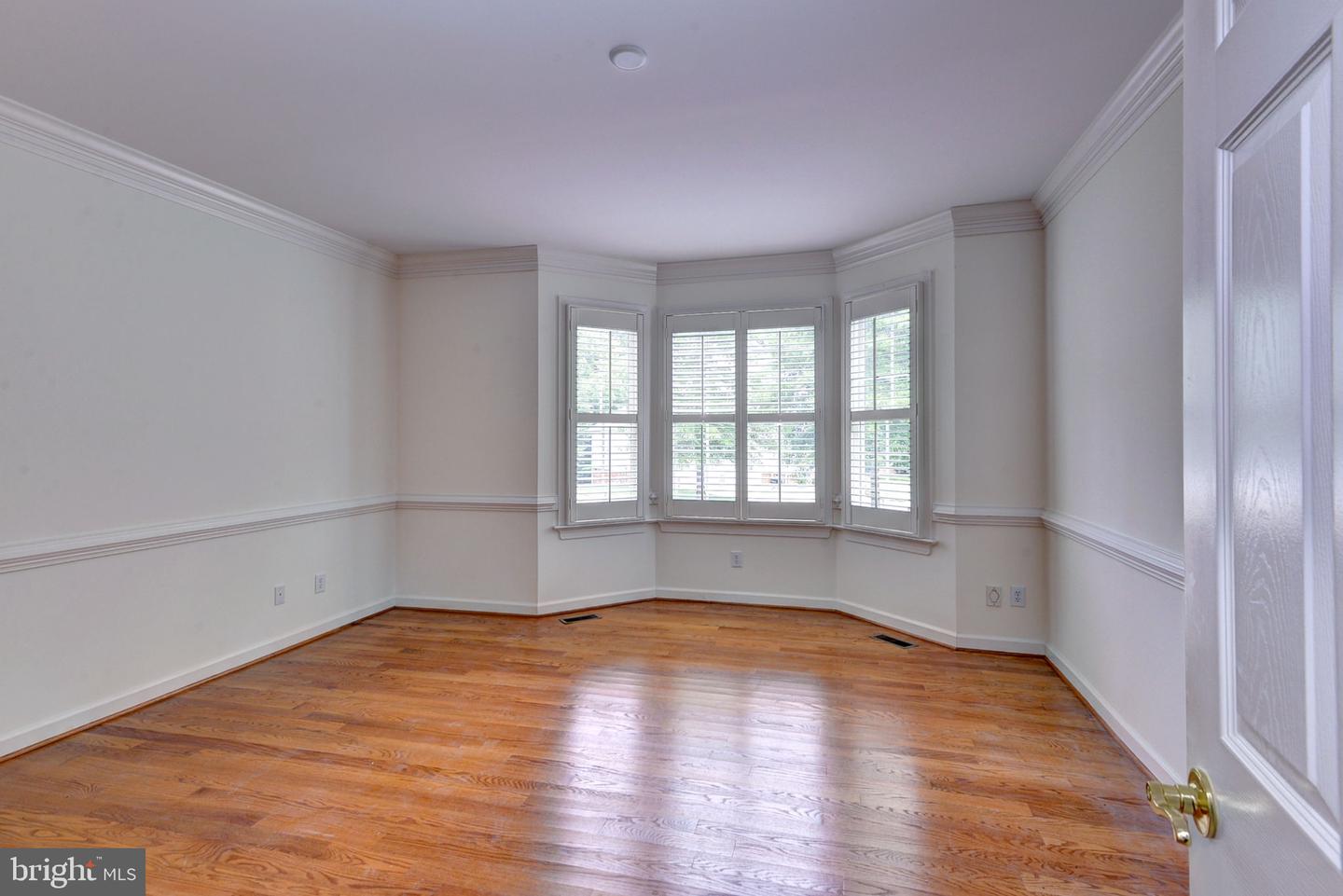 3609 BRADINTON, WILLIAMSBURG, Virginia 23188, 4 Bedrooms Bedrooms, 8 Rooms Rooms,3 BathroomsBathrooms,Residential,For sale,3609 BRADINTON,VAJC2000454 MLS # VAJC2000454