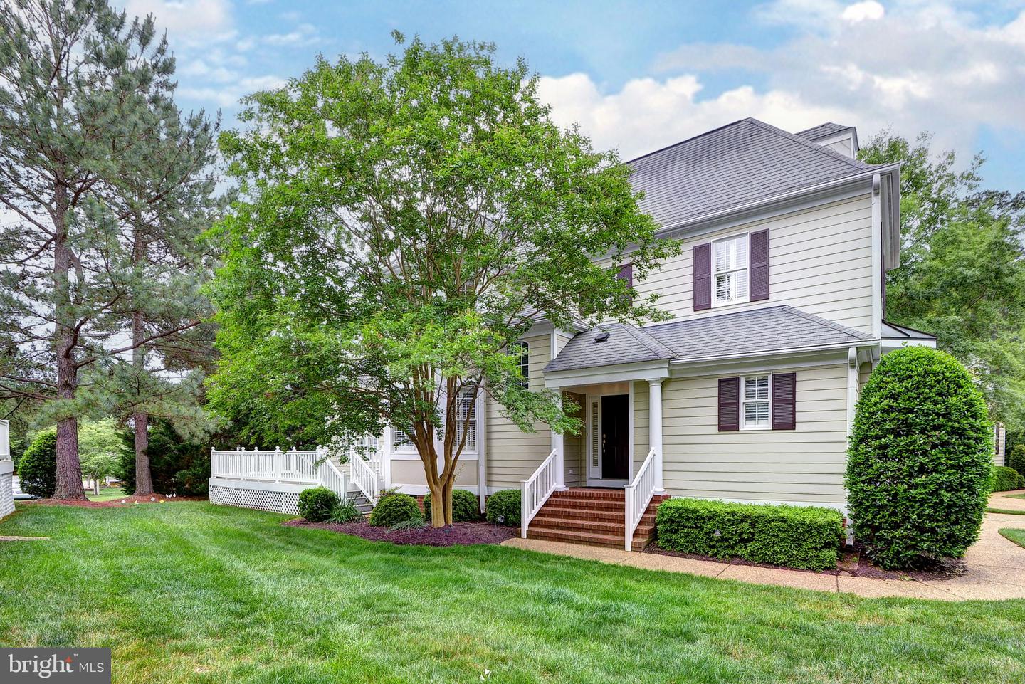 3609 BRADINTON, WILLIAMSBURG, Virginia 23188, 4 Bedrooms Bedrooms, 8 Rooms Rooms,3 BathroomsBathrooms,Residential,For sale,3609 BRADINTON,VAJC2000454 MLS # VAJC2000454