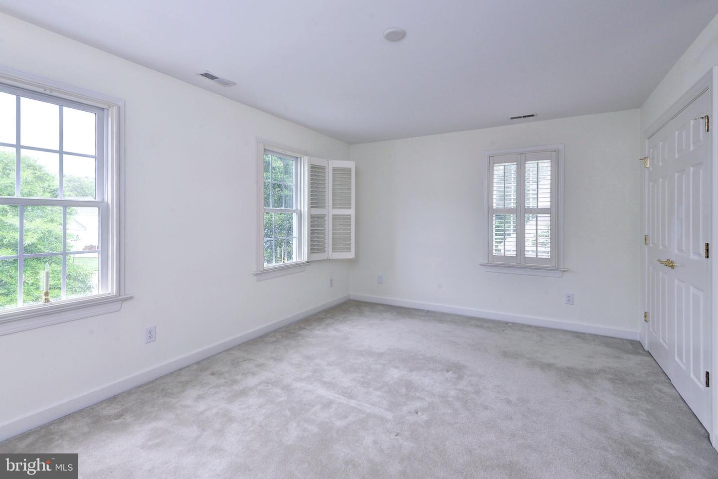 3609 BRADINTON, WILLIAMSBURG, Virginia 23188, 4 Bedrooms Bedrooms, 8 Rooms Rooms,3 BathroomsBathrooms,Residential,For sale,3609 BRADINTON,VAJC2000454 MLS # VAJC2000454