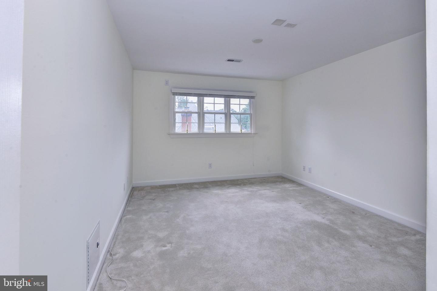 3609 BRADINTON, WILLIAMSBURG, Virginia 23188, 4 Bedrooms Bedrooms, 8 Rooms Rooms,3 BathroomsBathrooms,Residential,For sale,3609 BRADINTON,VAJC2000454 MLS # VAJC2000454