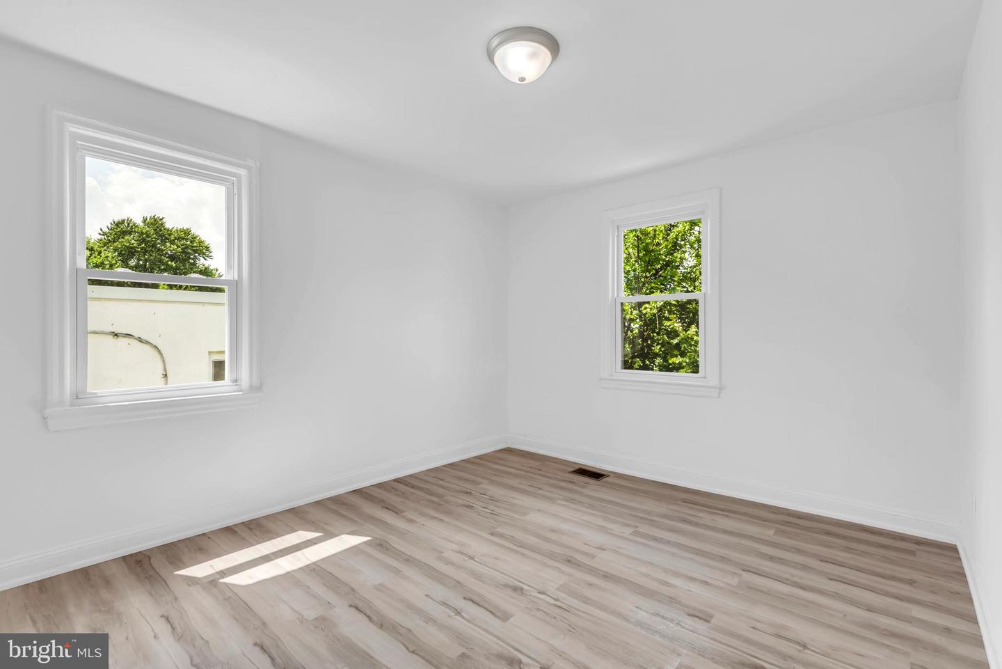 4428 EDSON PL NE, WASHINGTON, District Of Columbia 20019, 3 Bedrooms Bedrooms, ,2 BathroomsBathrooms,Residential,For sale,4428 EDSON PL NE,DCDC2201580 MLS # DCDC2201580