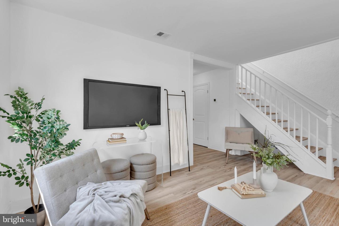 4428 EDSON PL NE, WASHINGTON, District Of Columbia 20019, 3 Bedrooms Bedrooms, ,2 BathroomsBathrooms,Residential,For sale,4428 EDSON PL NE,DCDC2201580 MLS # DCDC2201580