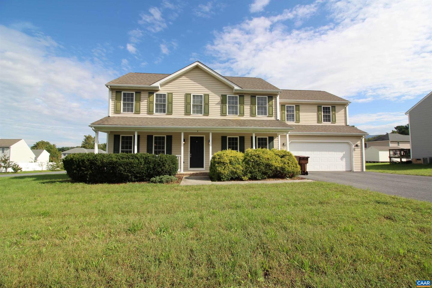10 LADY SLIPPER DR, WAYNESBORO, Virginia 22980, 4 Bedrooms Bedrooms, ,2 BathroomsBathrooms,Residential,For sale,10 LADY SLIPPER DR,664722 MLS # 664722