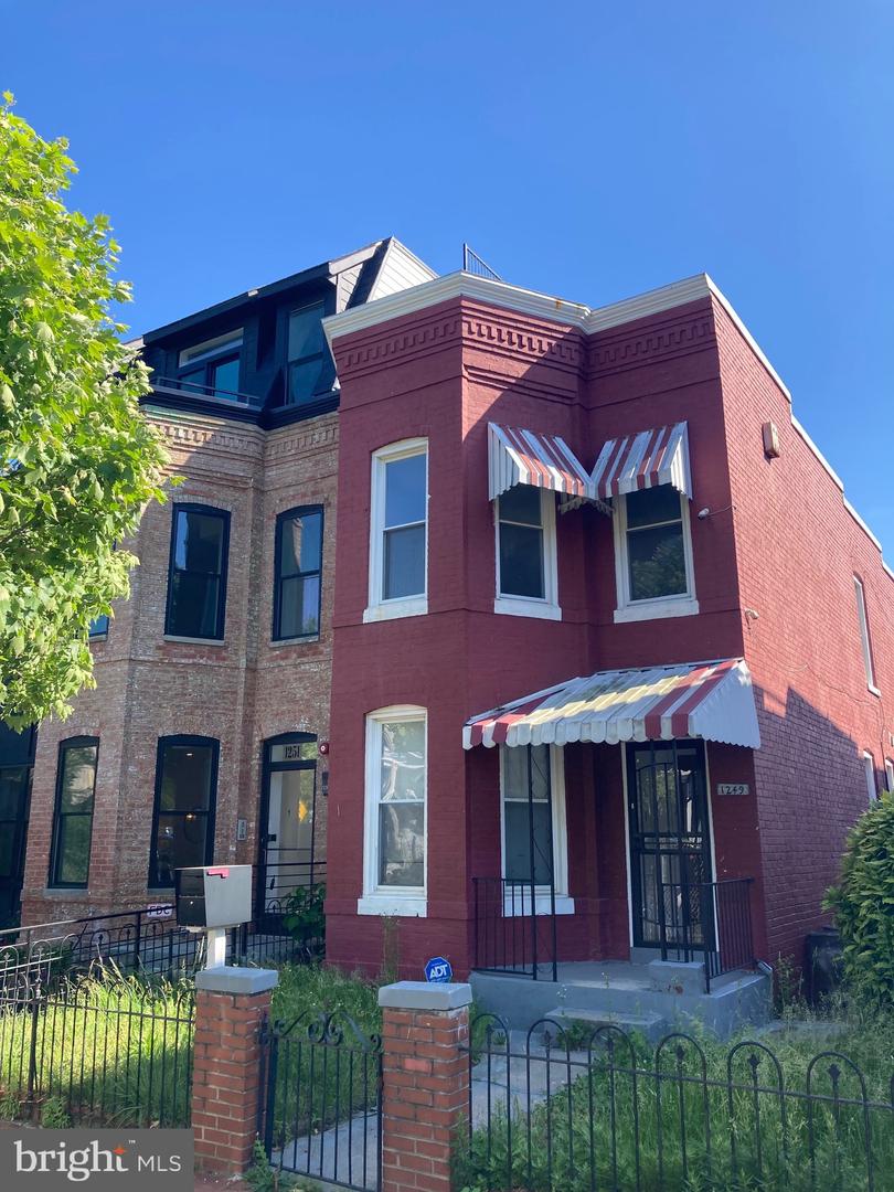 1249 MORSE ST NE, WASHINGTON, District Of Columbia 20002, 3 Bedrooms Bedrooms, ,1 BathroomBathrooms,Residential,For sale,1249 MORSE ST NE,DCDC2201640 MLS # DCDC2201640