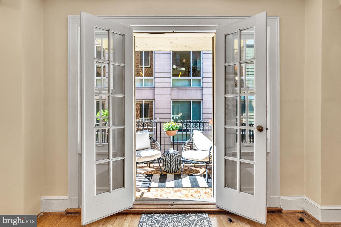 1026 16TH ST NW #505, WASHINGTON, District Of Columbia 20036, 1 Bedroom Bedrooms, ,1 BathroomBathrooms,Residential,For sale,1026 16TH ST NW #505,DCDC2201650 MLS # DCDC2201650