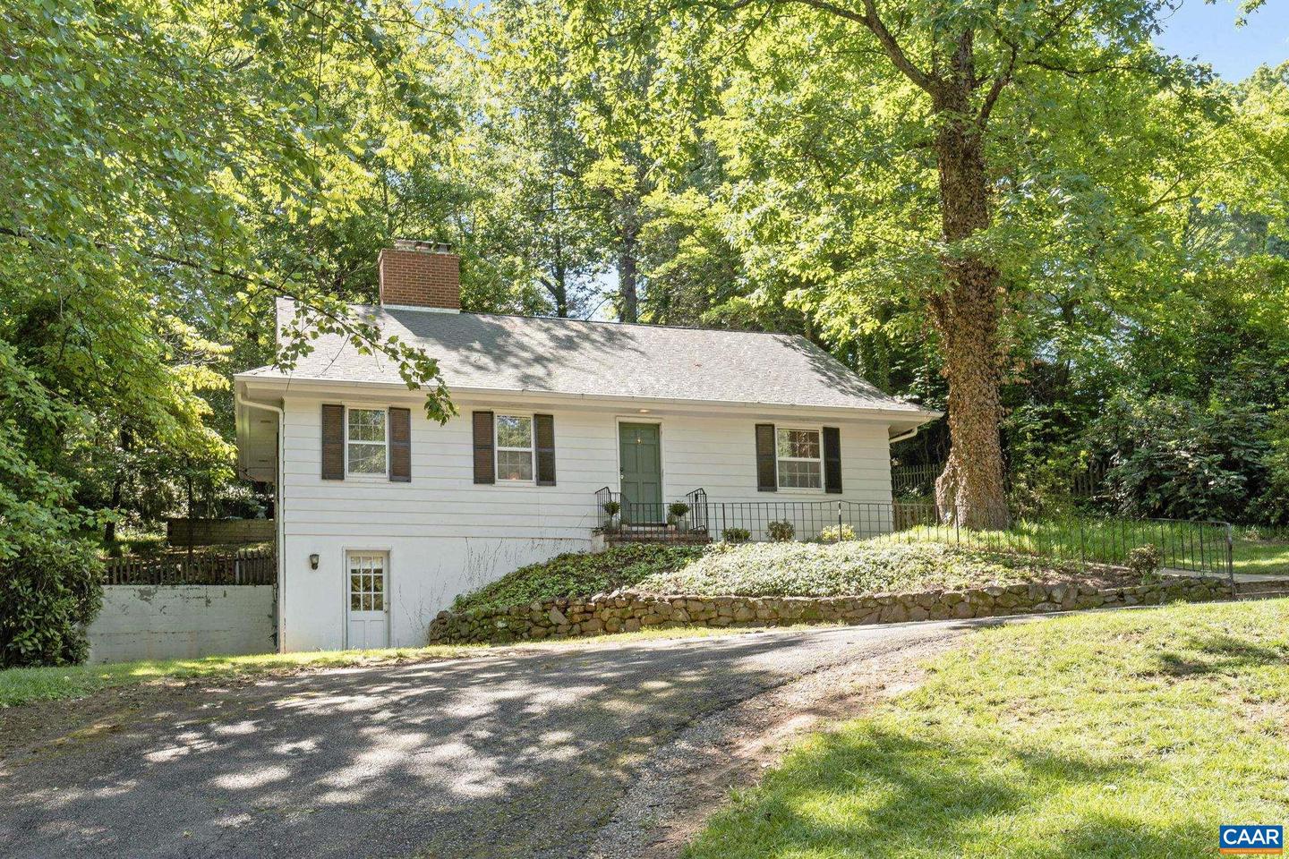 1340 HILLTOP RD, CHARLOTTESVILLE, Virginia 22903, 3 Bedrooms Bedrooms, ,2 BathroomsBathrooms,Residential,For sale,1340 HILLTOP RD,664729 MLS # 664729