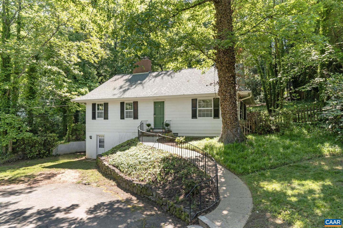 1340 HILLTOP RD, CHARLOTTESVILLE, Virginia 22903, 3 Bedrooms Bedrooms, ,2 BathroomsBathrooms,Residential,For sale,1340 HILLTOP RD,664729 MLS # 664729