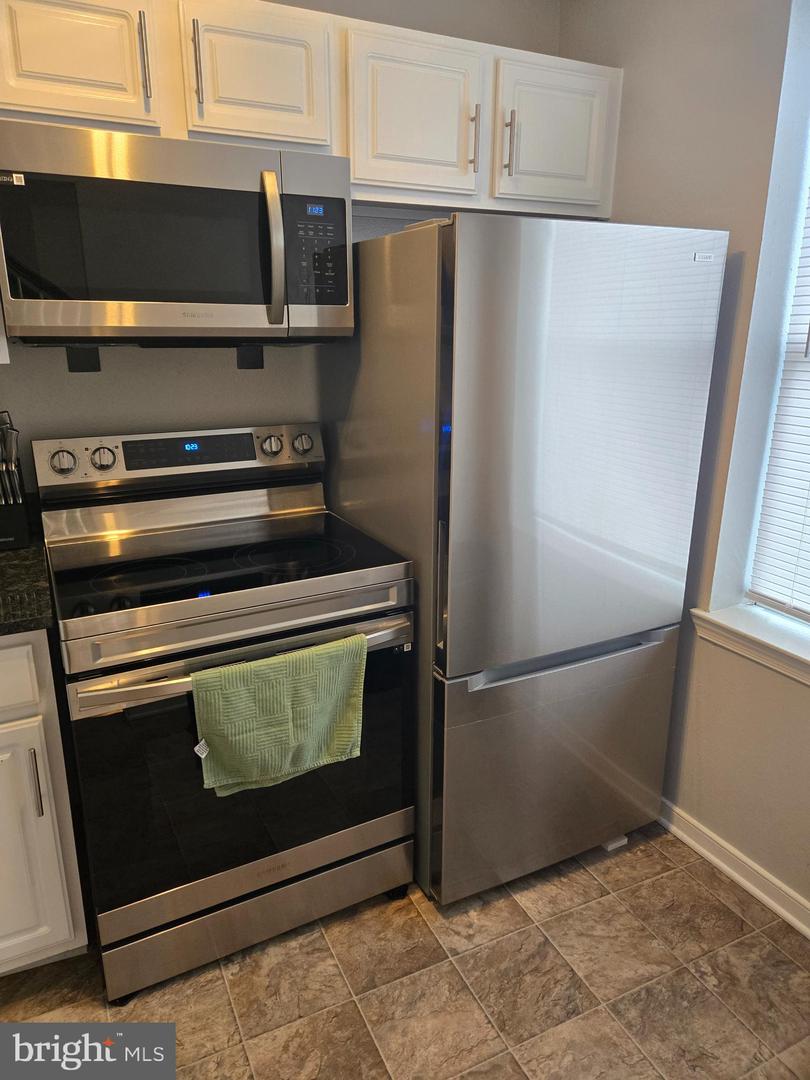3510 E RICHMOND RD #U5, RICHMOND, Virginia 23223, 2 Bedrooms Bedrooms, 5 Rooms Rooms,1 BathroomBathrooms,Residential,For sale,3510 E RICHMOND RD #U5,VARC2000676 MLS # VARC2000676