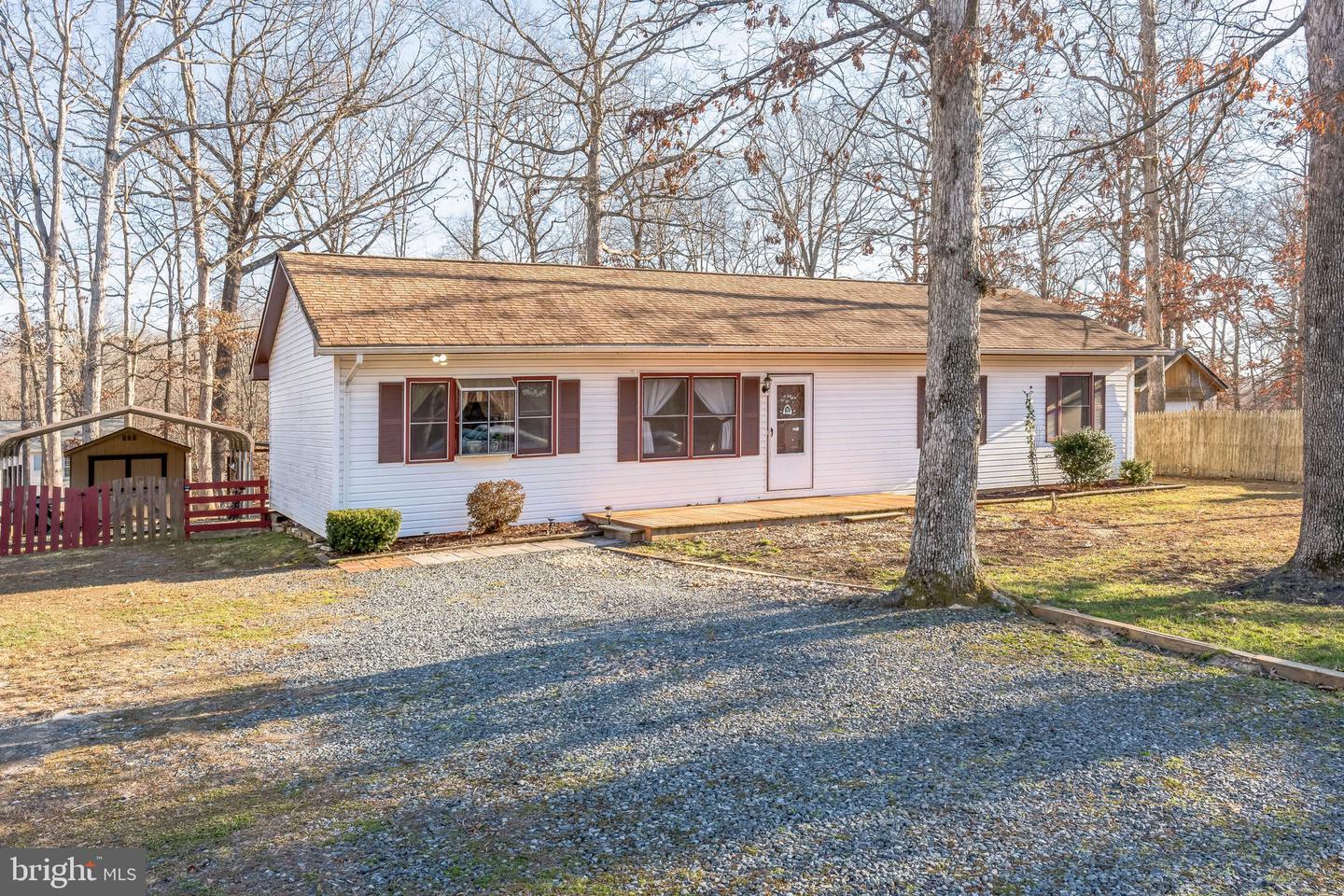 9 BREEZY HILL DR, STAFFORD, Virginia 22556, 3 Bedrooms Bedrooms, ,1 BathroomBathrooms,Residential,For sale,9 BREEZY HILL DR,VAST2039038 MLS # VAST2039038