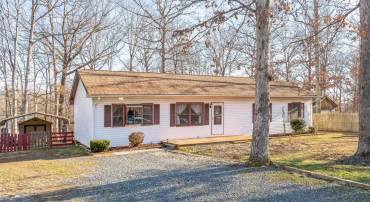 9 BREEZY HILL DR, STAFFORD, Virginia 22556, 3 Bedrooms Bedrooms, ,1 BathroomBathrooms,Residential,For sale,9 BREEZY HILL DR,VAST2039038 MLS # VAST2039038