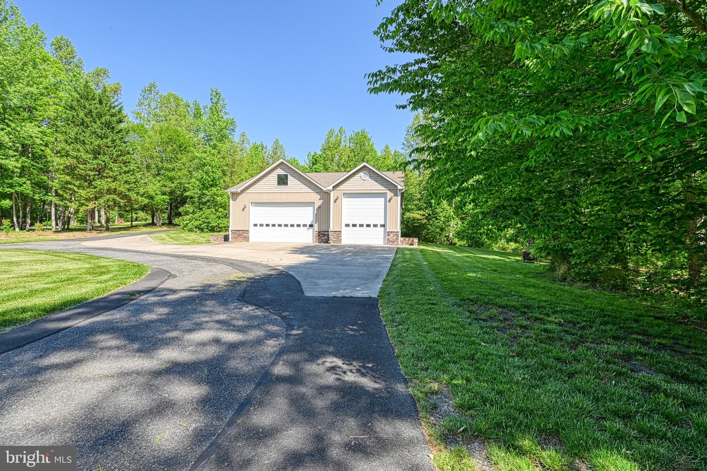 129 LOIS LN, MINERAL, Virginia 23117, 5 Bedrooms Bedrooms, ,3 BathroomsBathrooms,Residential,For sale,129 LOIS LN,VALA2007194 MLS # VALA2007194