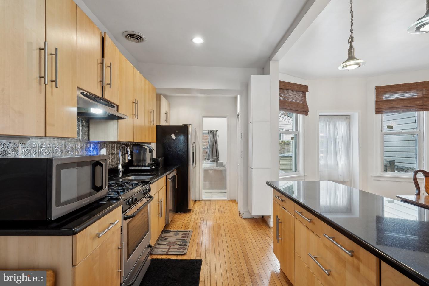 1029 G ST NE, WASHINGTON, District Of Columbia 20002, 4 Bedrooms Bedrooms, ,2 BathroomsBathrooms,Residential,For sale,1029 G ST NE,DCDC2185070 MLS # DCDC2185070